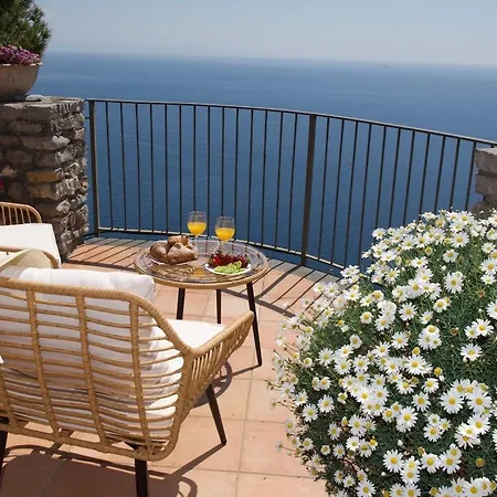 Sublime On The Amalfi Coast Вилла