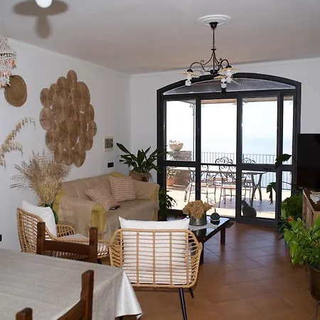 Sublime On The Amalfi Coast * Arola (Campania)